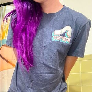 Surf style tshirt gray rainbow lettering cute comfy tee size large unisex